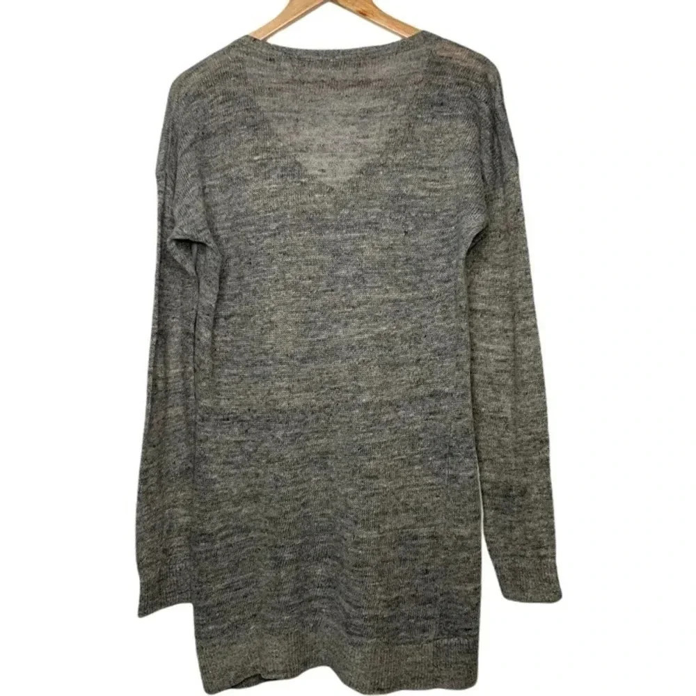 Vince Gray 100% Linen V-Neck Long Sweater Size Medium - Picture 8 of 8